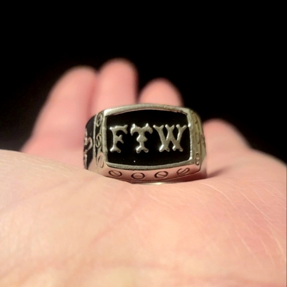 Blk FTW skeleton middle finger stainless steel unisex biker gothic ring 7 NWOT